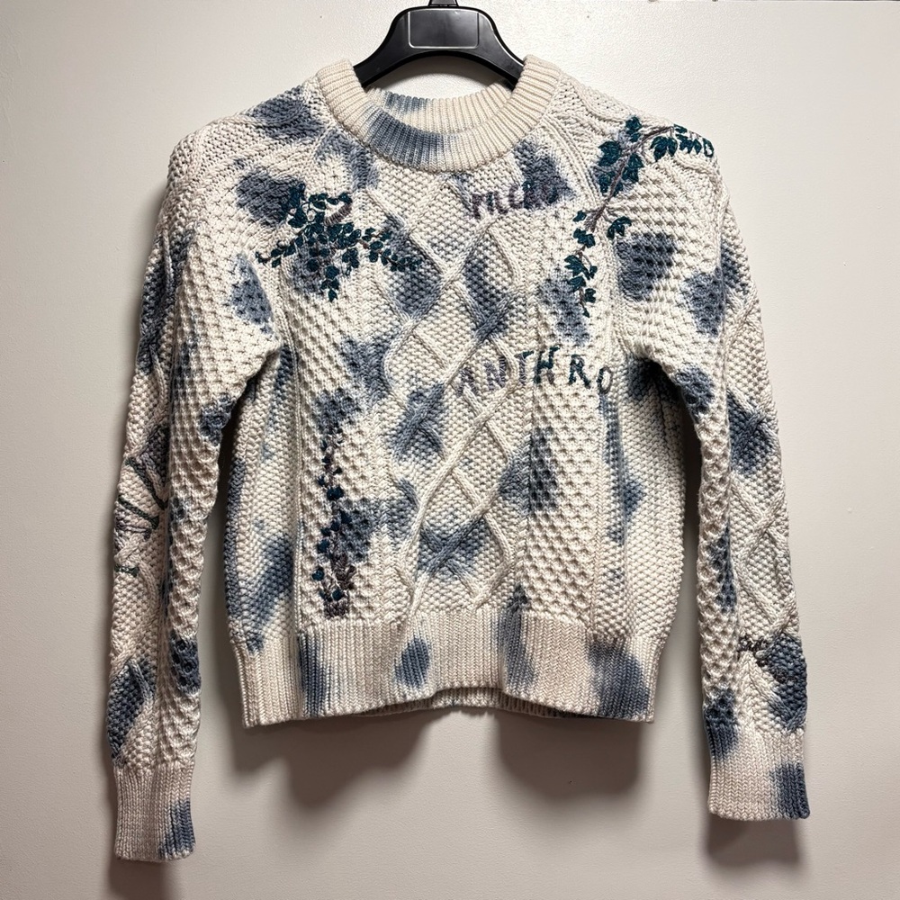 NWT Anthropologie Pilcro Blue White Floral Embroidered Cable Knit Sweater M - Picture 4 of 9